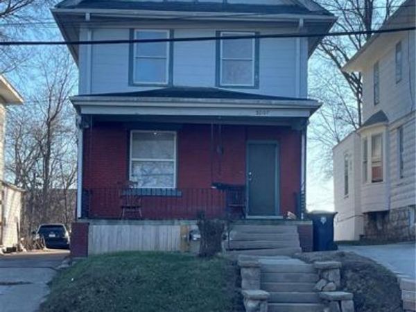 3907 E 9th Street, Kansas City, MO 64127