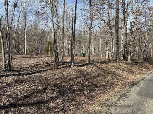 833 Coke Bowman Road, Soddy Daisy, TN 37379