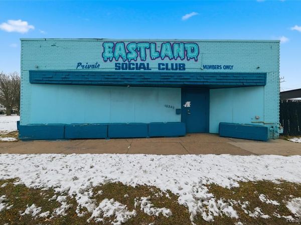 10340 Van Dyke Street , Detroit, MI 48234