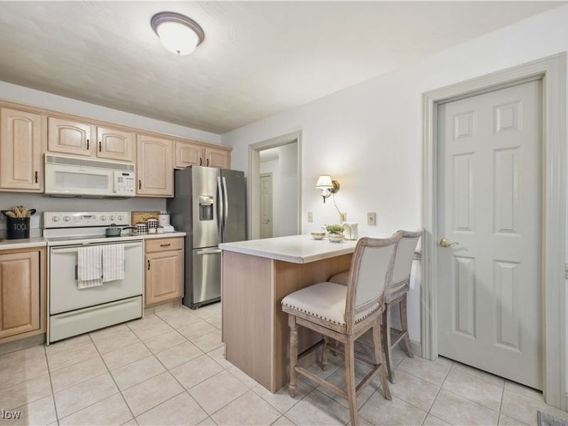 197 Mathews Road, Unit B, Boardman, OH 44512 Photo 8