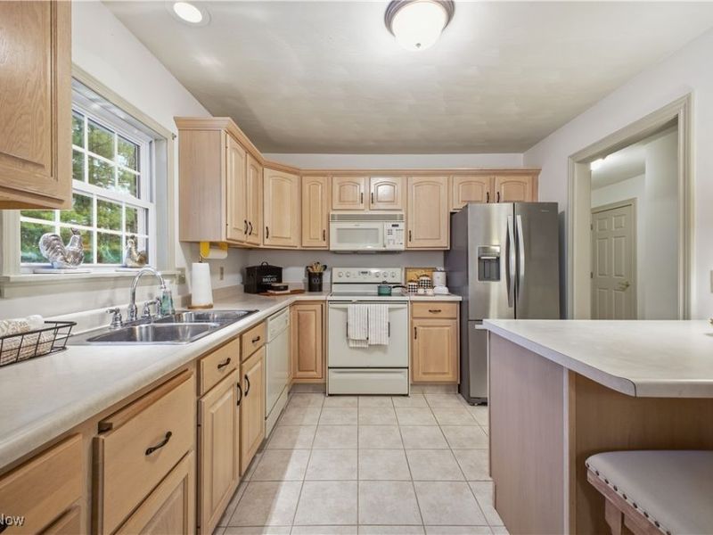 197 Mathews Road, Unit B, Boardman, OH 44512 Photo 9