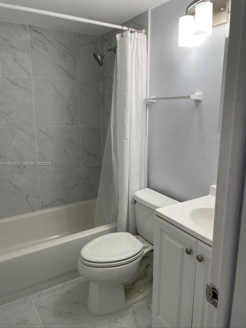 8701 SW 141st St, Unit G7, Palmetto Bay, FL 33176 Photo