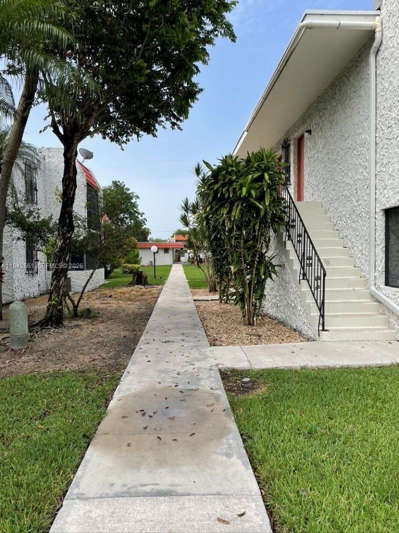 8701 SW 141st St, Unit G7, Palmetto Bay, FL 33176 Photo