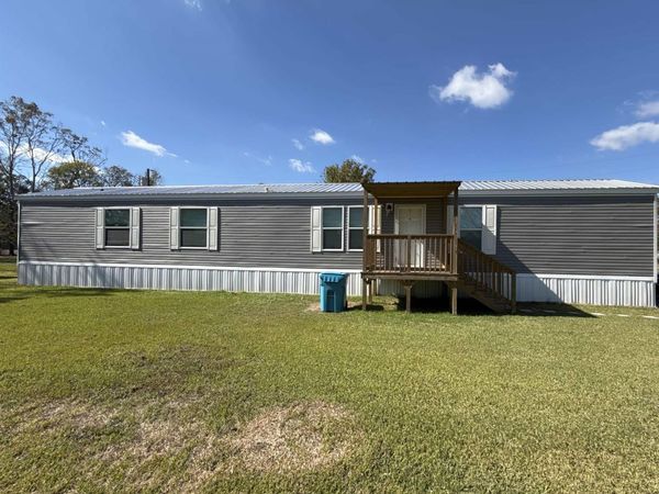 8710 Lebeau Rd, Livonia, LA 70755