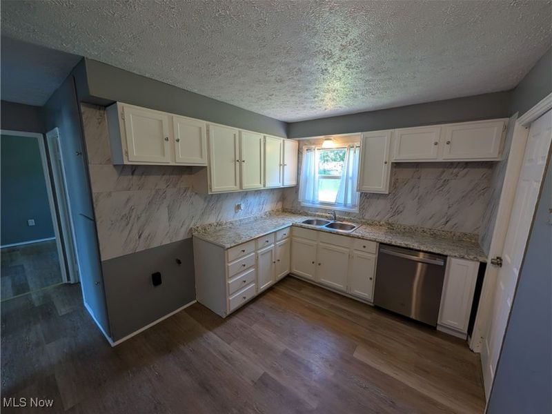 1240 W 21st Street, Lorain, OH 44052 Photo 11