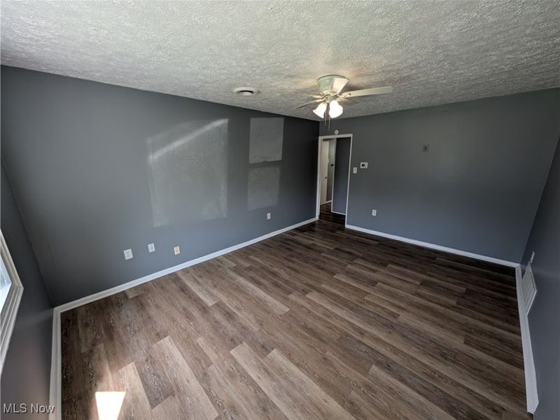 1240 W 21st Street, Lorain, OH 44052 Photo 3