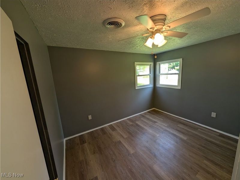1240 W 21st Street, Lorain, OH 44052 Photo 8