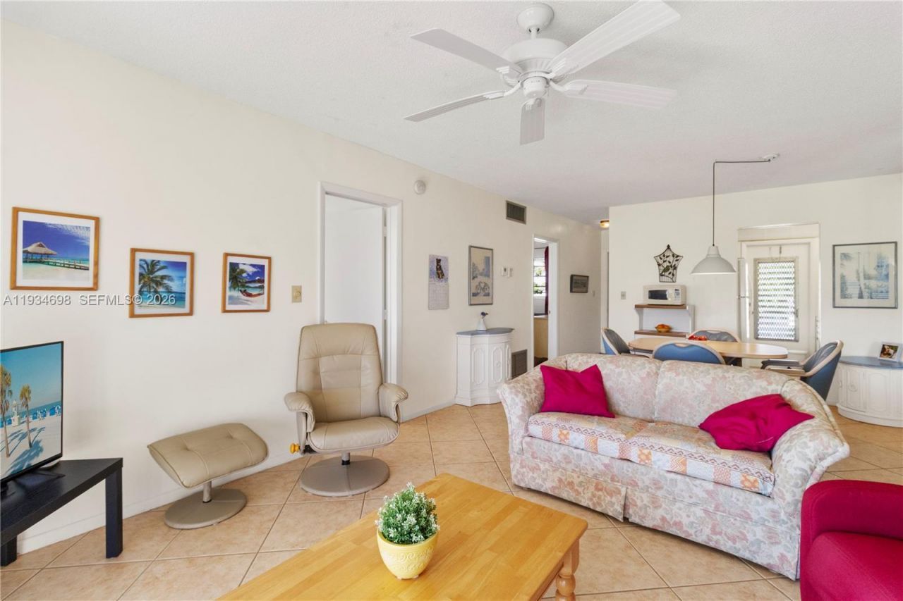 2850 W Golf Blvd, Unit 211, Pompano Beach, FL 33064 Photo