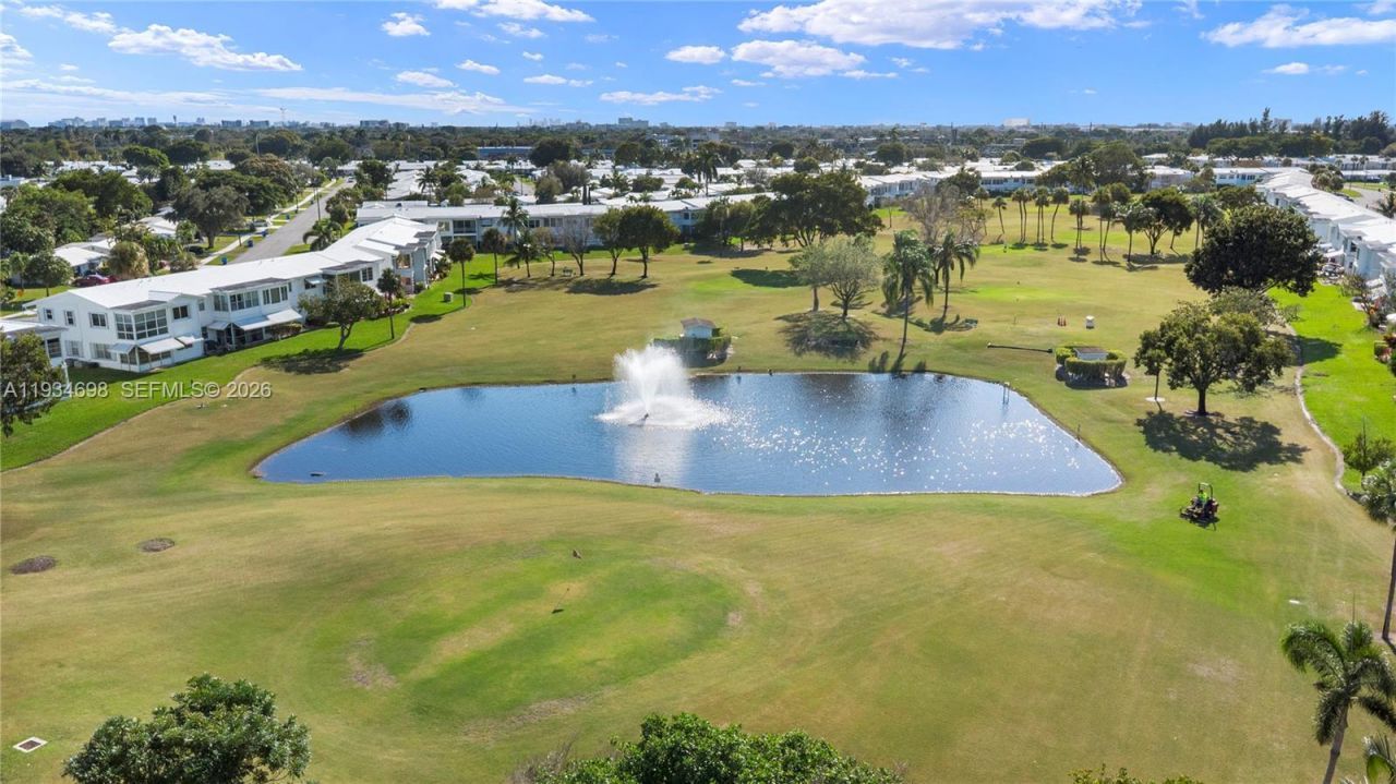 2850 W Golf Blvd, Unit 211, Pompano Beach, FL 33064 Photo