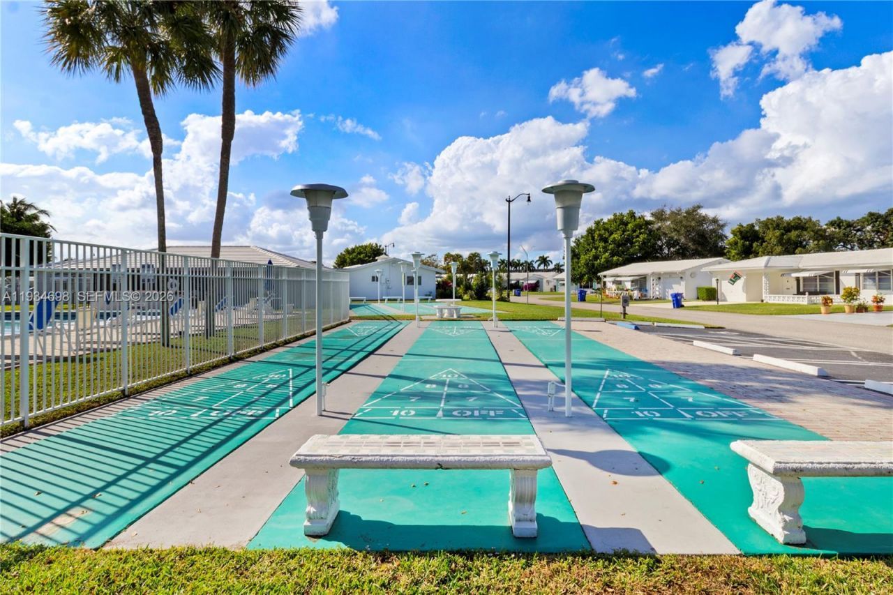 2850 W Golf Blvd, Unit 211, Pompano Beach, FL 33064 Photo