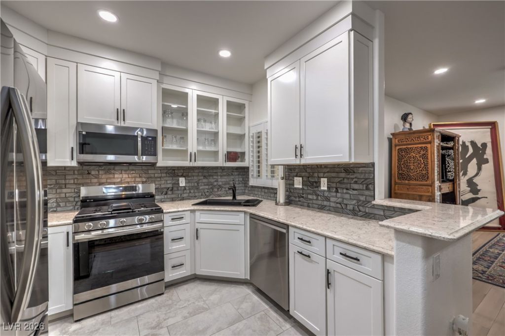 75 N Valle Verde Drive, Unit 211, Henderson, NV 89074 Main Photo