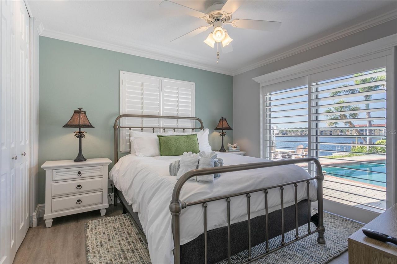 3901 13th Way Ne, Saint Petersburg, FL 33703 Photo