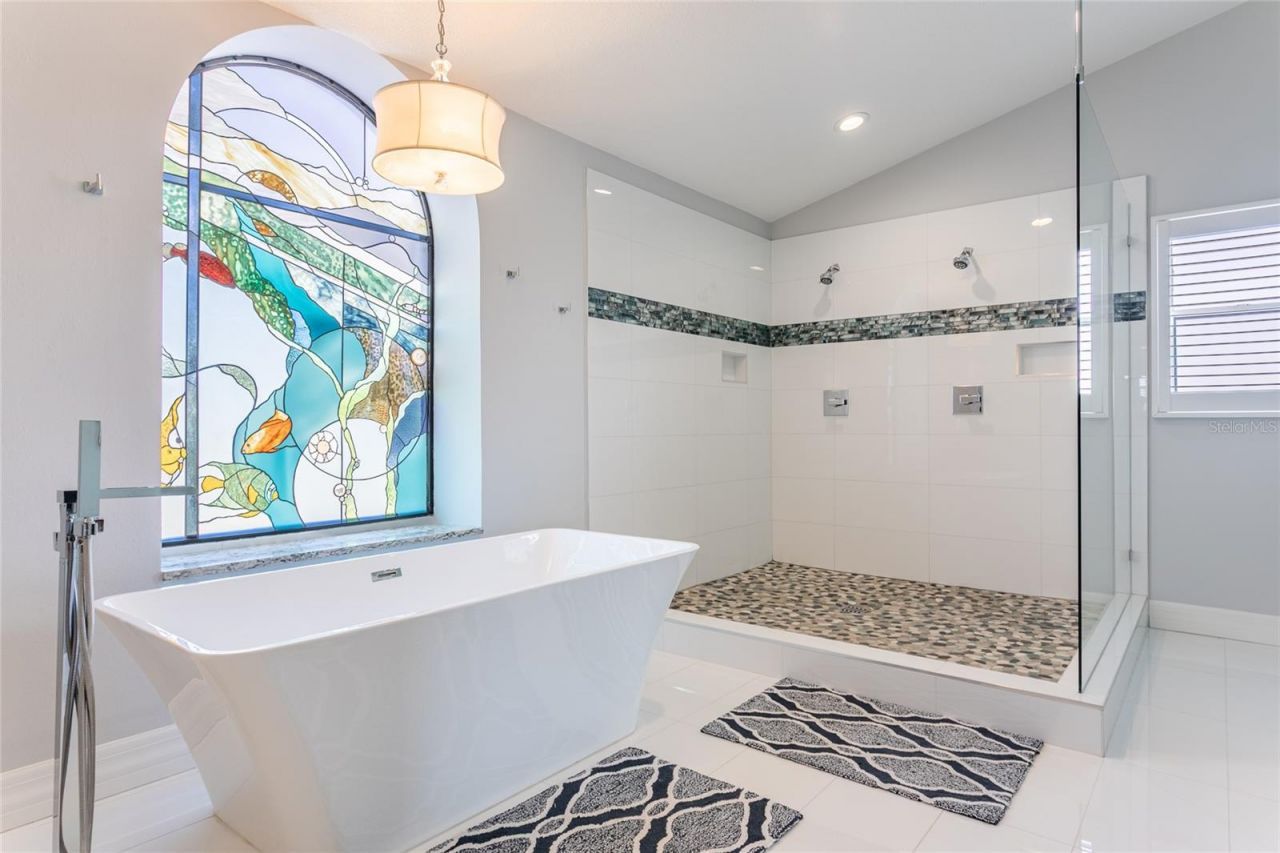 3901 13th Way Ne, Saint Petersburg, FL 33703 Photo