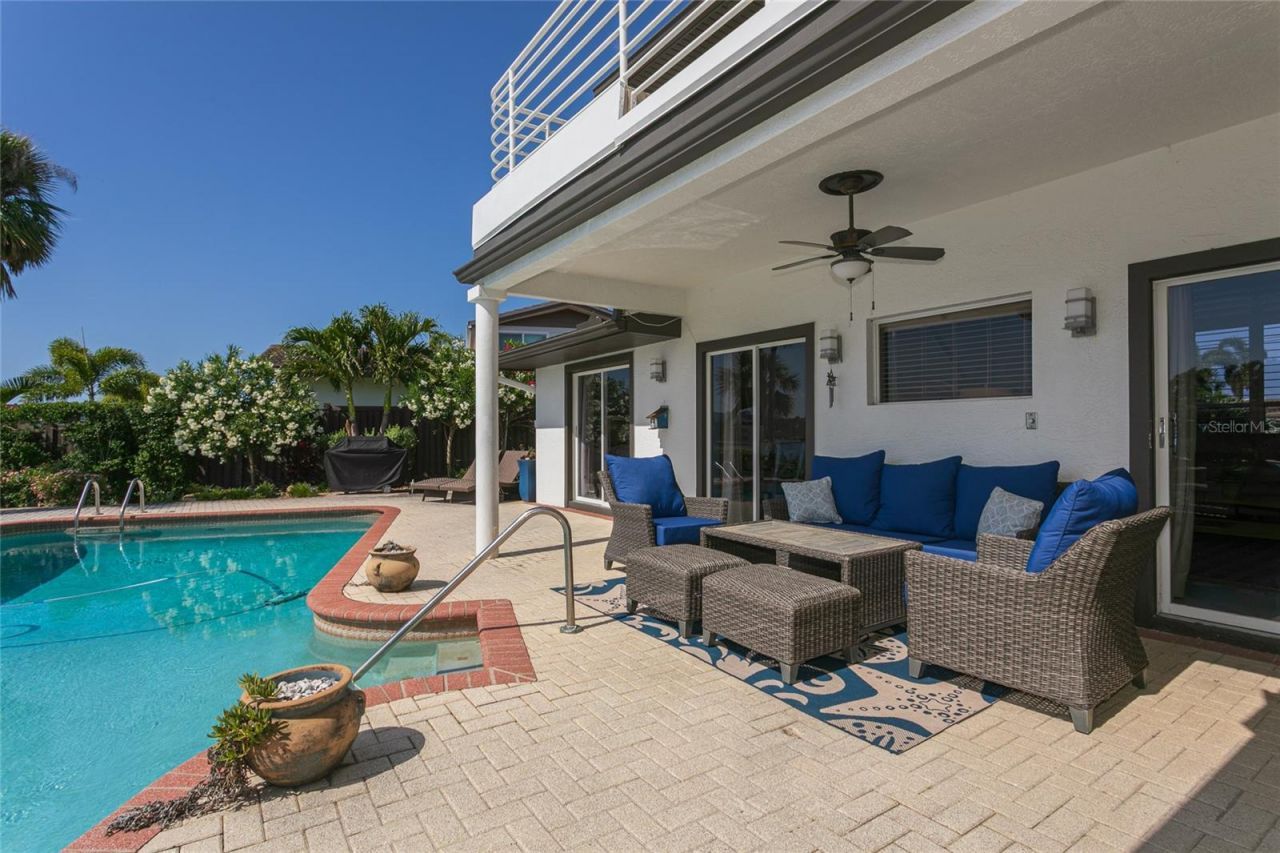 3901 13th Way Ne, Saint Petersburg, FL 33703 Photo