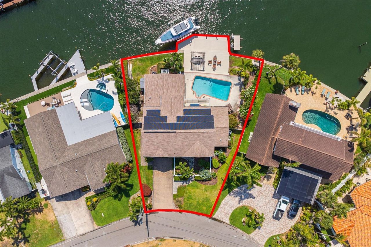 3901 13th Way Ne, Saint Petersburg, FL 33703 Photo