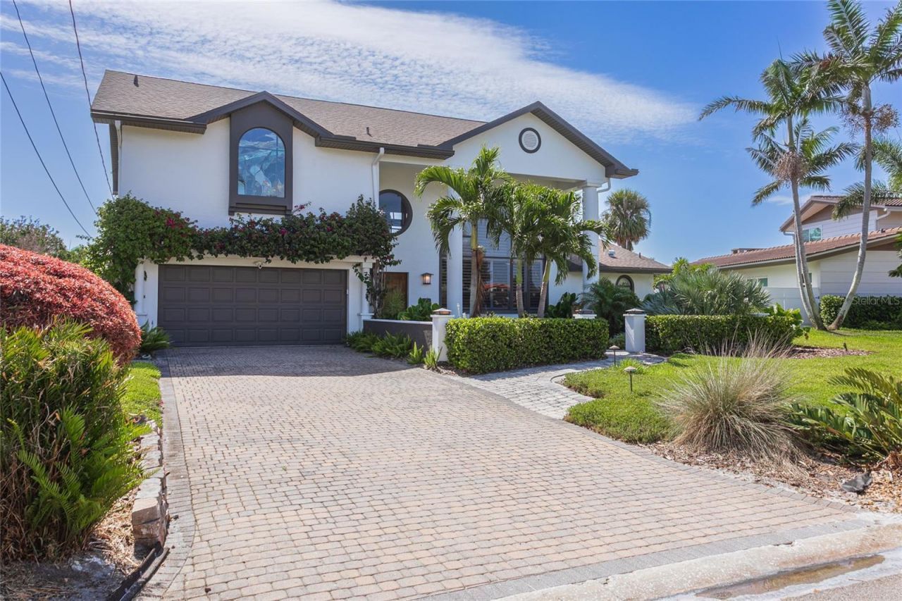 3901 13th Way Ne, Saint Petersburg, FL 33703 Photo