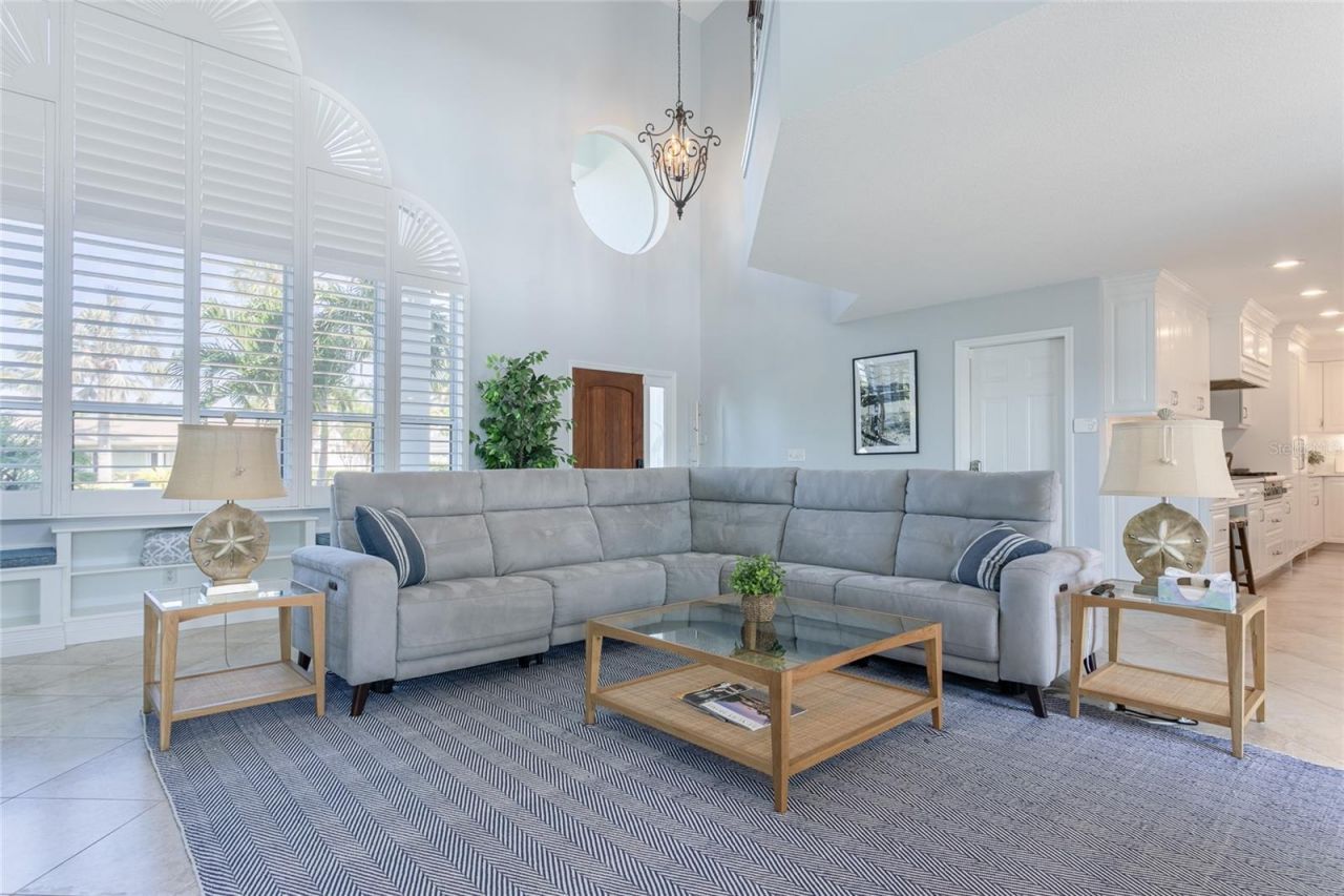 3901 13th Way Ne, Saint Petersburg, FL 33703 Photo