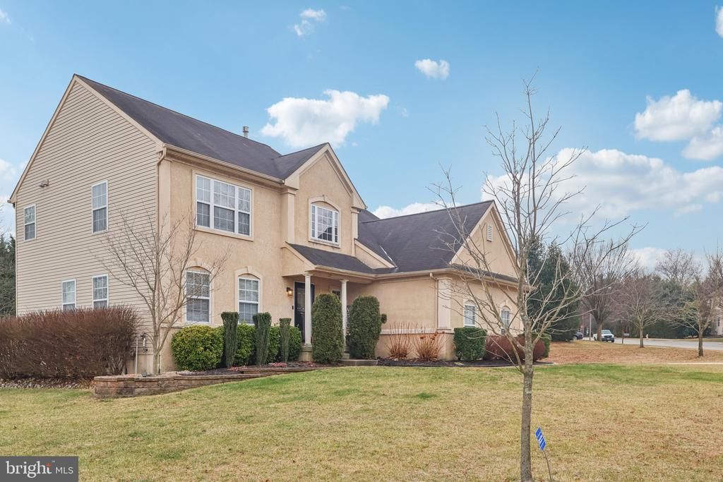 17 Ridgeview Road, Delran, NJ 08075 Main Photo