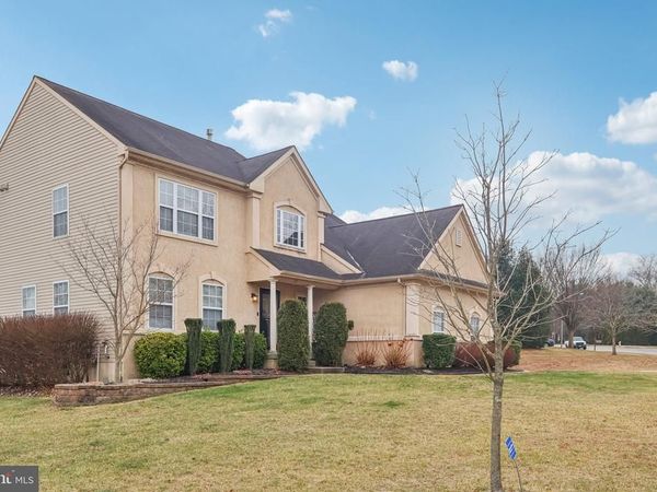 17 RIDGEVIEW ROAD, DELRAN, NJ 08075