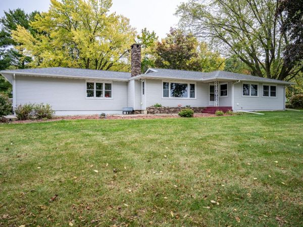 1100 Division Street, Mauston, WI 53948