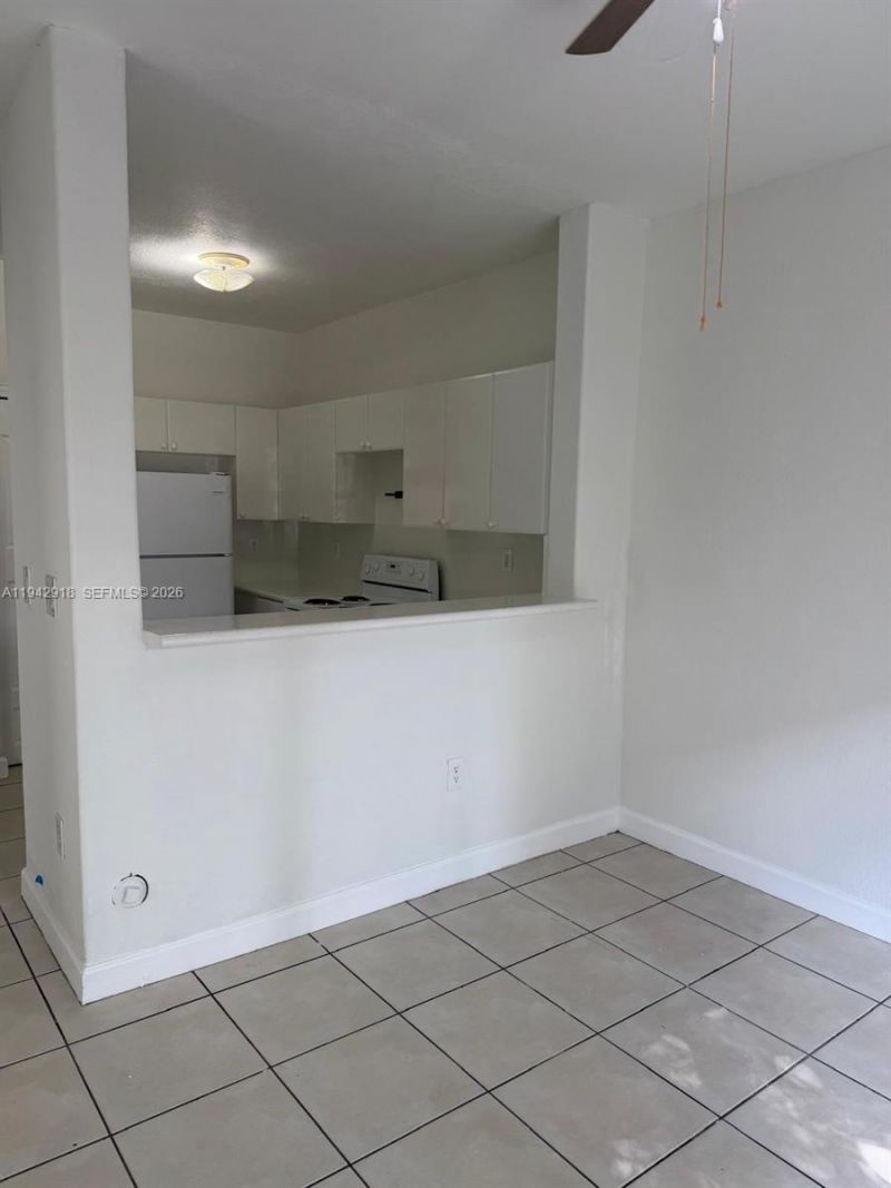 1656 SE 29th Ct, Unit 100, Homestead, FL 33035 Photo