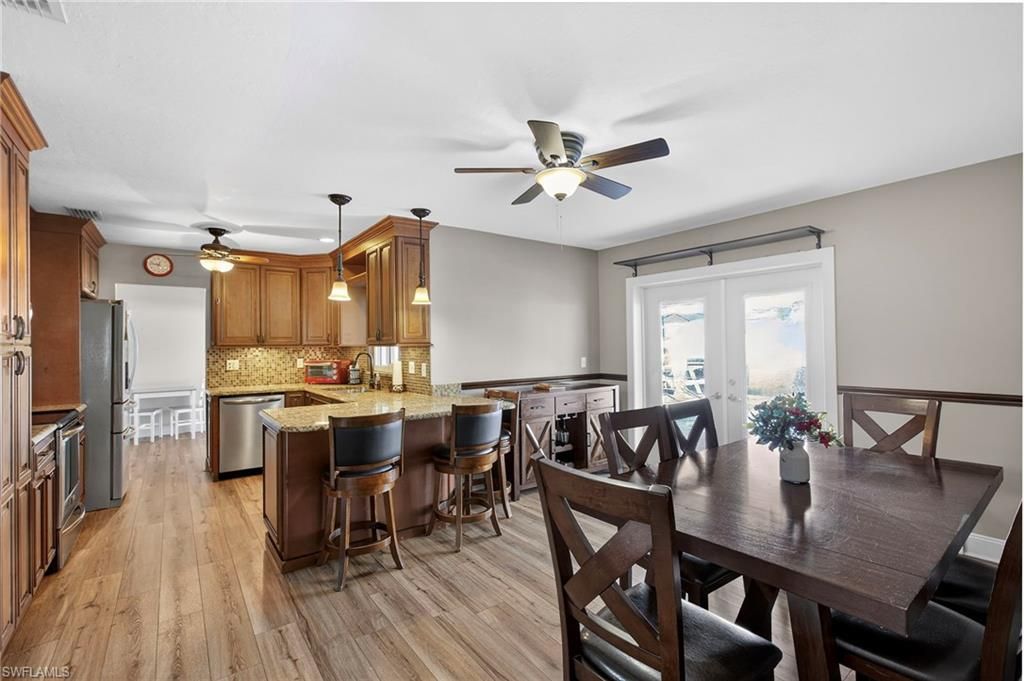 1435 SE 22nd Ter, Cape Coral, FL 33990 Photo