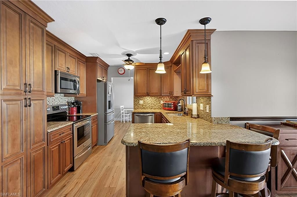 1435 SE 22nd Ter, Cape Coral, FL 33990 Photo