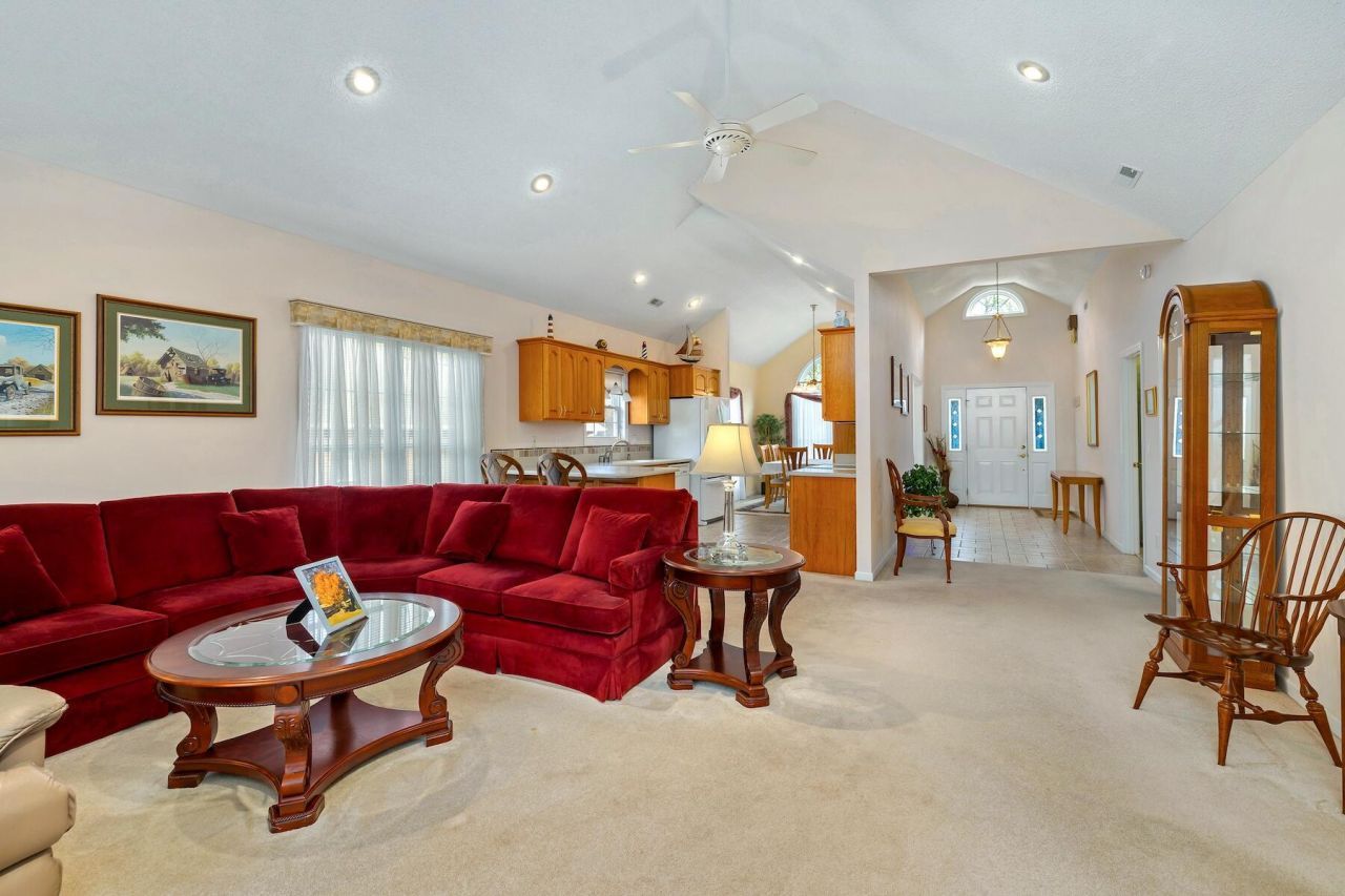 2 Fairway Drive Photo 29