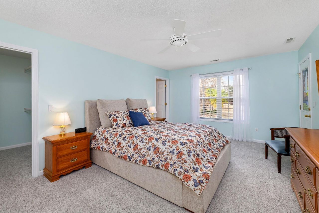 2 Fairway Drive Photo 34