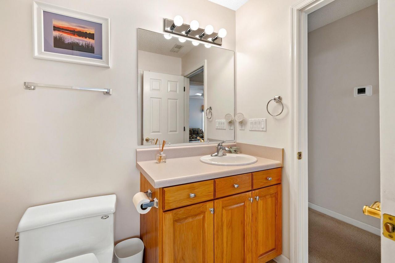 2 Fairway Drive Photo 42