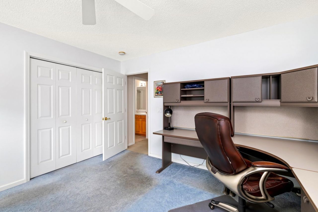 2 Fairway Drive Photo 45