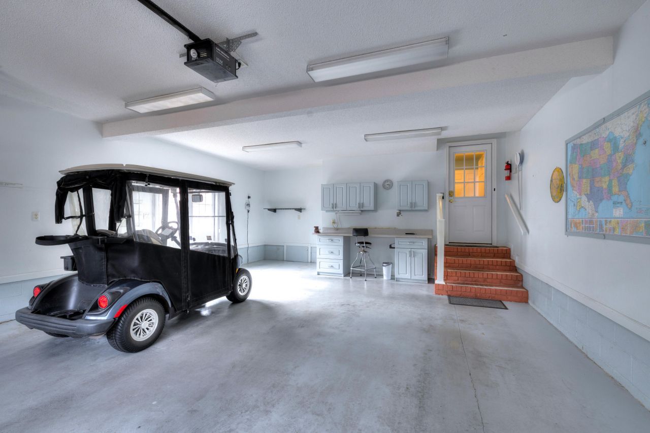 2 Fairway Drive Photo 50