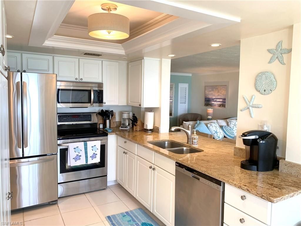 10475 Gulf Shore Dr, Unit 113, Naples, FL 34108 Photo