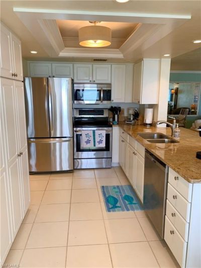 10475 Gulf Shore Dr, Unit 113, Naples, FL 34108 Photo