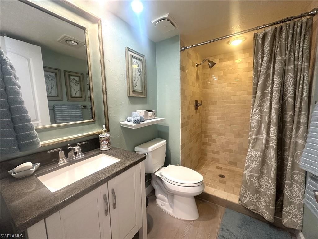 10475 Gulf Shore Dr, Unit 113, Naples, FL 34108 Photo