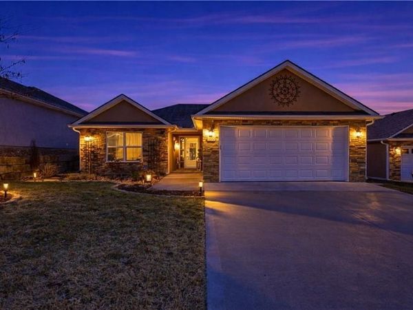 902 Highland Street, Pleasant Hill, MO 64080