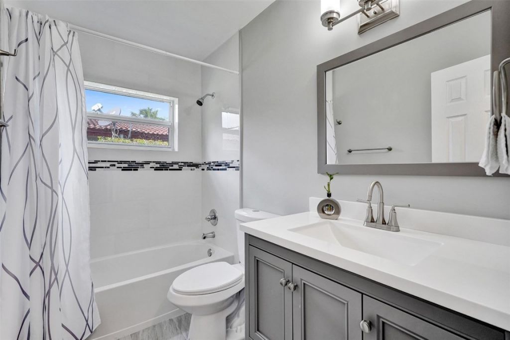 4017 Woodside Drive, Coral Springs, FL 33065 Photo