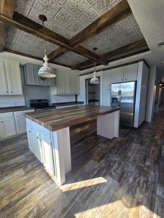 3702 Horse Pen Bay Rd. Photo 6