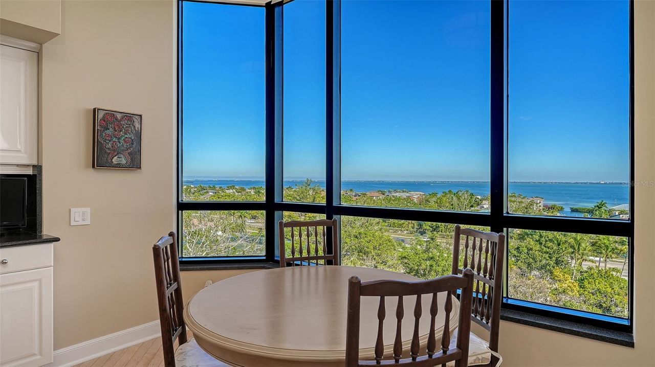 1281 Gulf Of Mexico Drive, Unit 708, Longboat Key, FL 34228 Photo