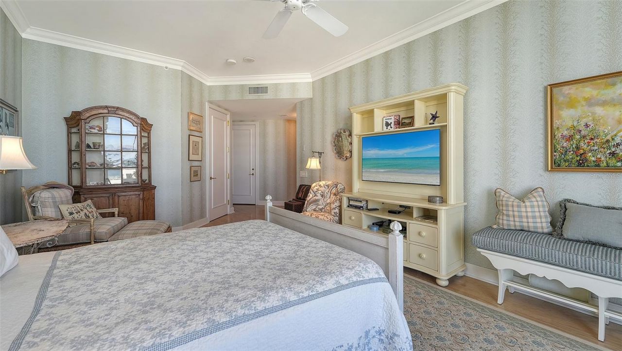 1281 Gulf Of Mexico Drive, Unit 708, Longboat Key, FL 34228 Photo