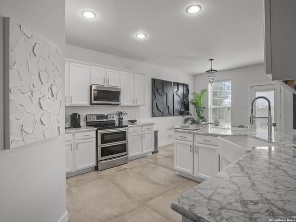 137 Glen Eagles, Cibolo, TX 78108