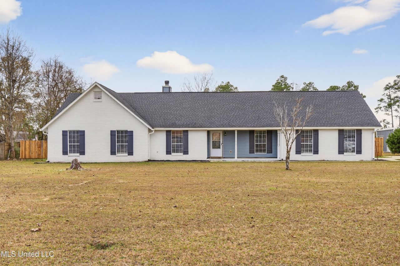 15517 Shriners Boulevard, Biloxi, MS 39532 Main Photo