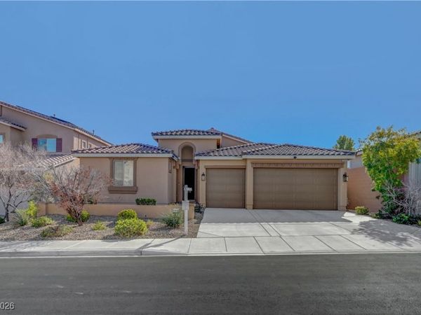 1633 Blue Cliffs Avenue, Henderson, NV 89014
