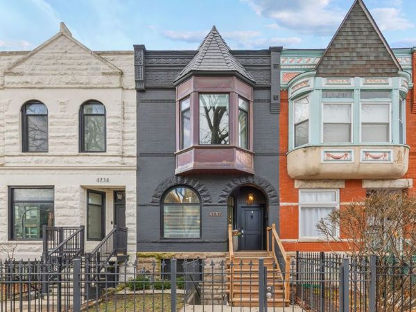 4732 S Evans Avenue, Chicago, IL 60615