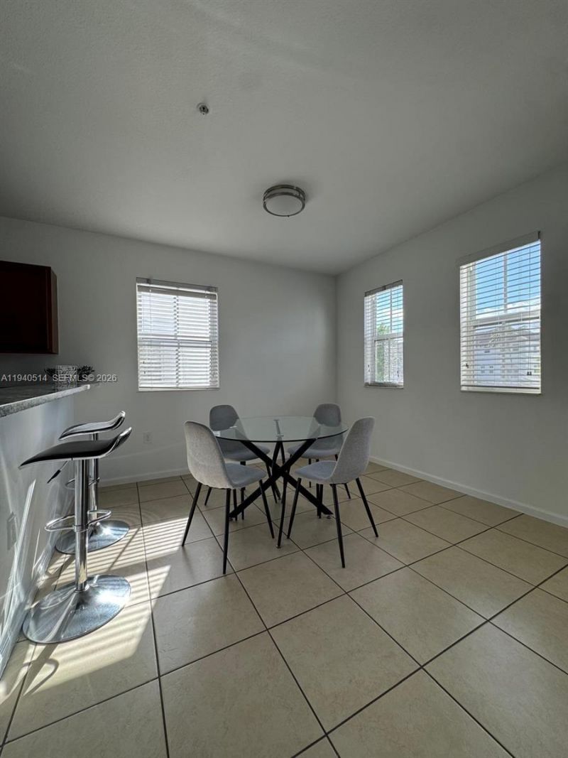 8800 NW 97th Ave, Unit 211, Doral, FL 33178 Photo