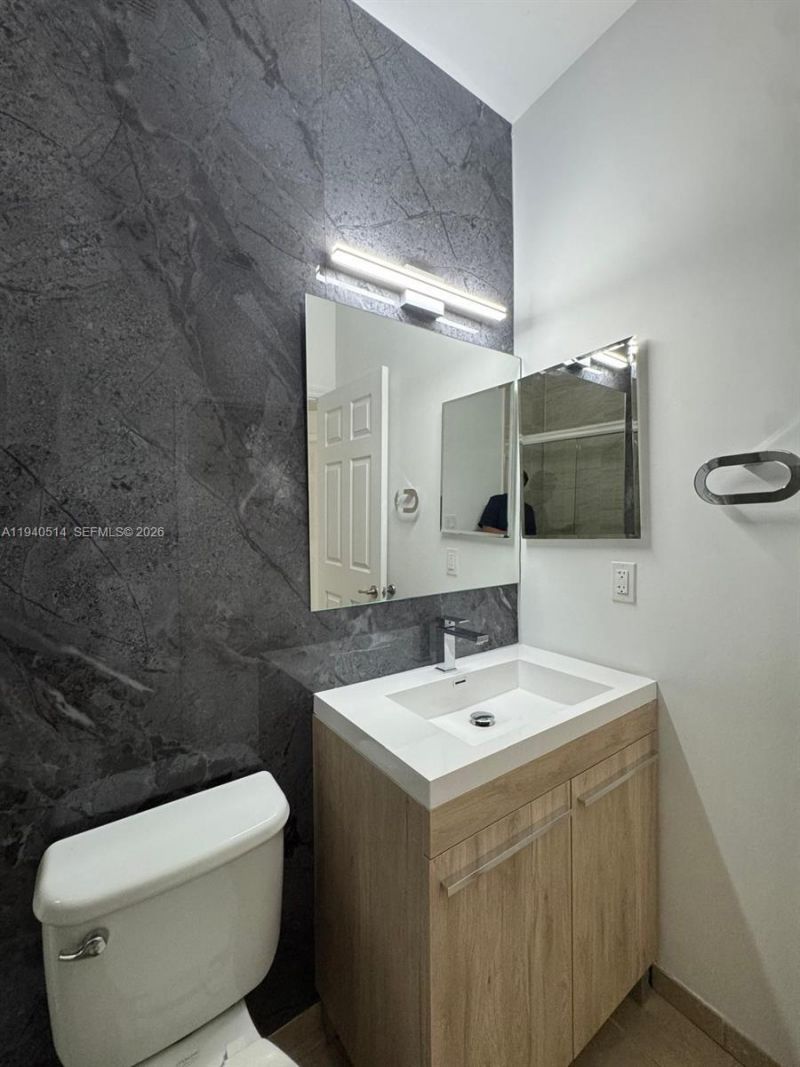 8800 NW 97th Ave, Unit 211, Doral, FL 33178 Photo