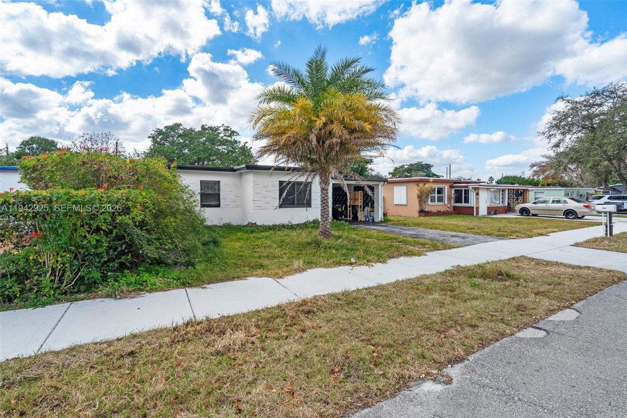 5844 Garfield St , Hollywood, FL 33021 Photo