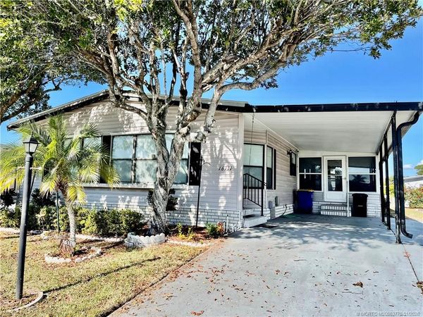 16111 Five Wood Way SW, Indiantown, FL 34956