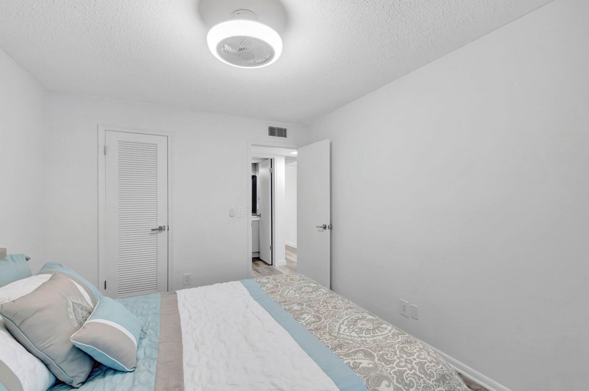 229 Chatham K, West Palm Beach, FL 33417 Photo