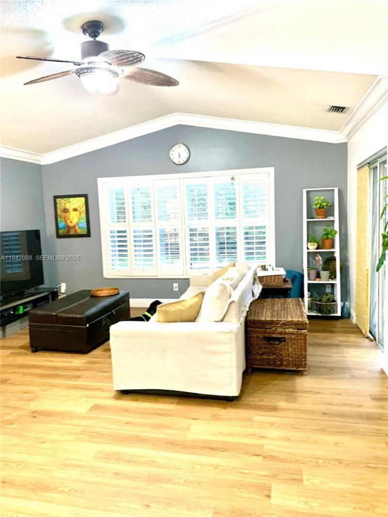 13080 NW 8th Ct, Sunrise, FL 33325 Photo